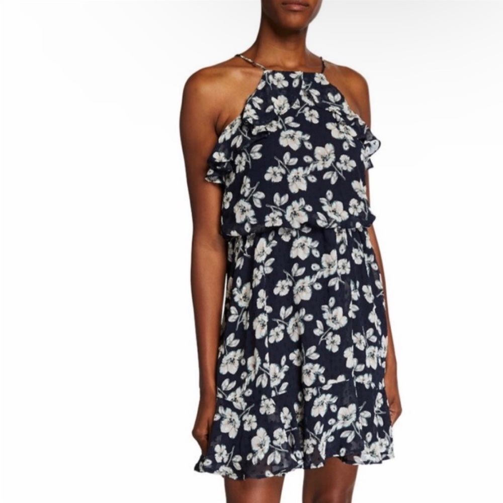 ✨ Moon River Navy Floral Dress ✨